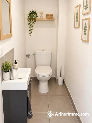 Vente                                                      Maison
                        
                     4 pièces                      84 m2                     à Seloncourt