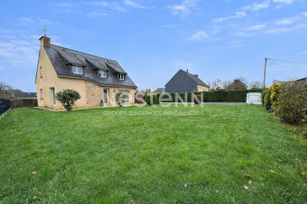 Maison familiale - Centre-ville de Locminé - 4 chambres - 810 M² de terrain