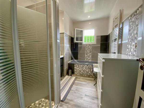 Charmante maison de plain-pied proche de Jonzac et grand garage
