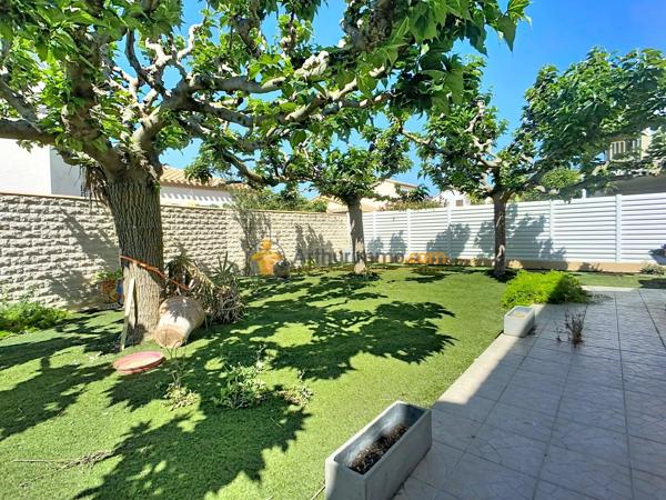 Vente                                                      Villa
                        
                     4 pièces                      107 m2                     à Canet-en-Roussillon