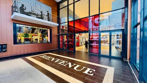 SEYNOD – RESTAURANT BRASSERIE À FORTE NOTORIÉTÉ – EMPLACEMENT N°1 EN GALERIE COMMERCIALE