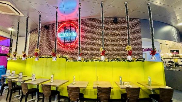 SEYNOD – RESTAURANT BRASSERIE À FORTE NOTORIÉTÉ – EMPLACEMENT N°1 EN GALERIE COMMERCIALE