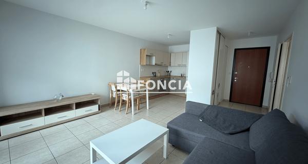 Location Appartement meublé 2 pièces 46.2 m² - Saint-julien-en-genevois 74160