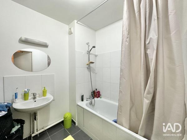 Appartement à vendre 3 pièces 63 m² Évry-Courcouronnes