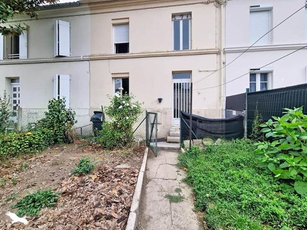 Maison 75 936 € Saintes 3 p 47 m² DPE D