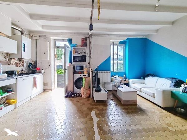 Maison 75 936 € Saintes 3 p 47 m² DPE D