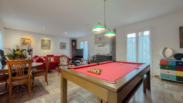 Maison de plain-pied - Yerres 8 pièce(s) 182 m2