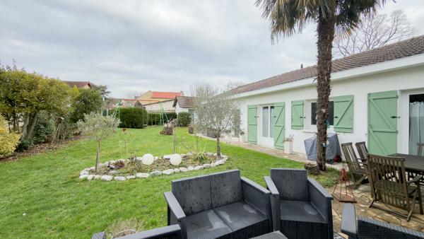 Maison de plain-pied - Yerres 8 pièce(s) 182 m2