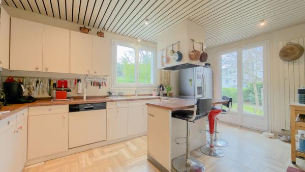 Maison de plain-pied - Yerres 8 pièce(s) 182 m2