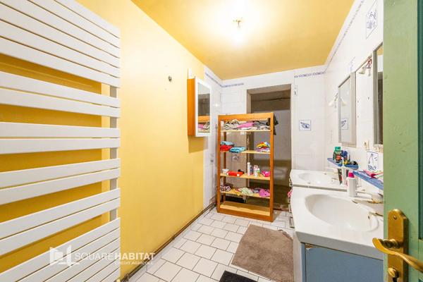 Maison à vendre 7 pièces 218m² Hasnon (59178)