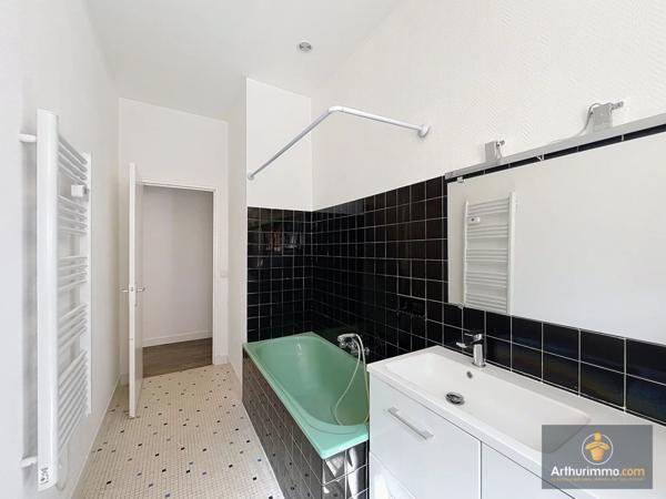 Location Maison 119 m2 à Le Bugue