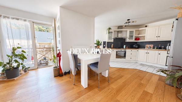 Nantes SUD , Magnifique T4 duplex en dernier étage avec garage