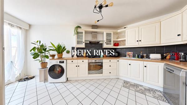 Nantes SUD , Magnifique T4 duplex en dernier étage avec garage