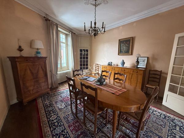 Maison de caractère à vendre à Châteaugiron / Centre-ville