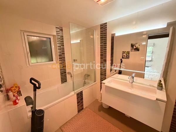 Vente Maison220 m² - 11 Pièces - SAINT OUEN LES VIGNES (37530)