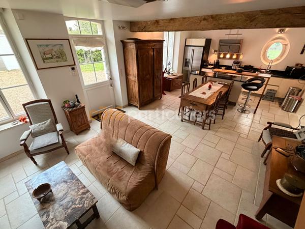 Vente Maison220 m² - 11 Pièces - SAINT OUEN LES VIGNES (37530)