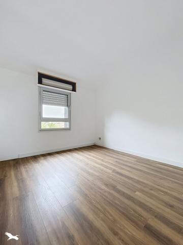 Appartement à vendre 138 320 € Saint-Martin-des-Champs 3 p 62 m² DPE D