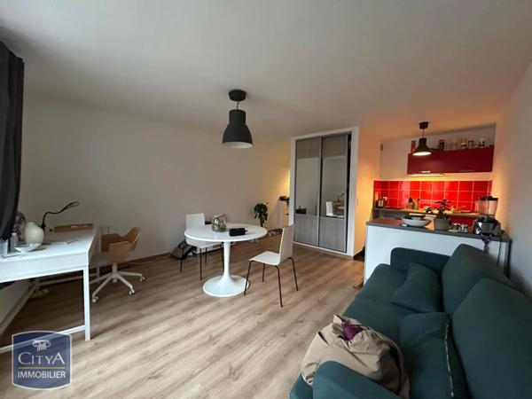 Appartement à louer 2 pièces 42m²