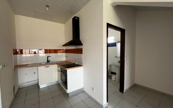 Appartement à vendre    1 pièce • 29 m2 Cayenne