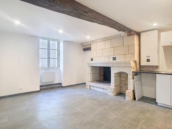 Immeuble rénové Saumur 3 logements