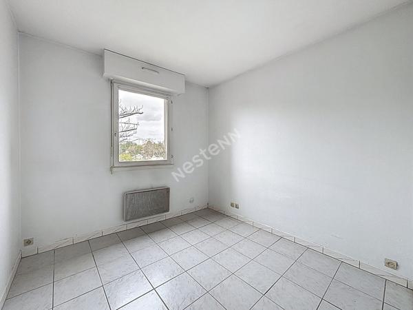 À vendre : Appartement 2 pièces à Rezé avec parking et cave -