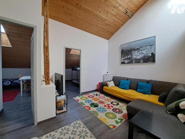 Belle maison familiale avec jardin et garage à Belley