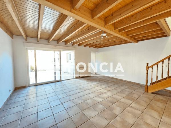 Location Maison 5 pièces 107.86 m² - 47 PASSAGE BIRLY Bordeaux 33800