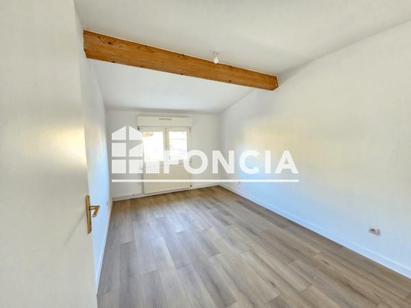 Location Maison 5 pièces 107.86 m² - 47 PASSAGE BIRLY Bordeaux 33800