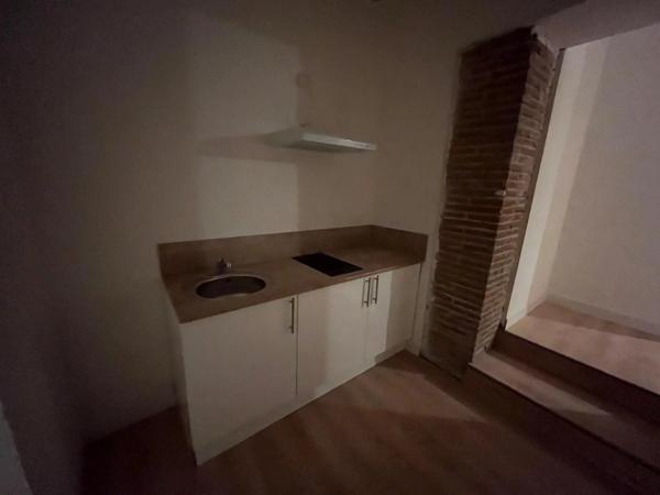 Location                                                      Appartement
                        
                     1 pièces                      24 m2                     à Perpignan