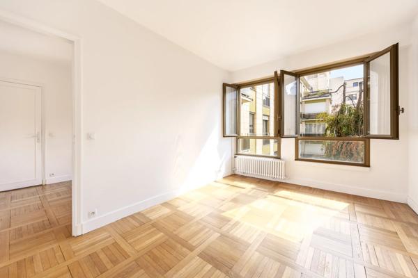 Appartement Paris 7 e - SÉGUR / INVALIDES