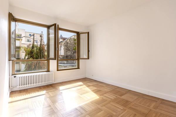 Appartement Paris 7 e - SÉGUR / INVALIDES