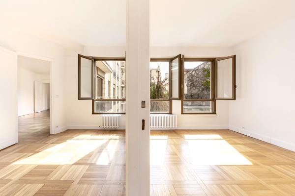 Appartement Paris 7 e - SÉGUR / INVALIDES