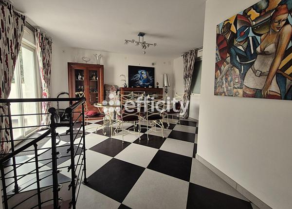 Maison 5 pièces - 141 m² Bien prestige