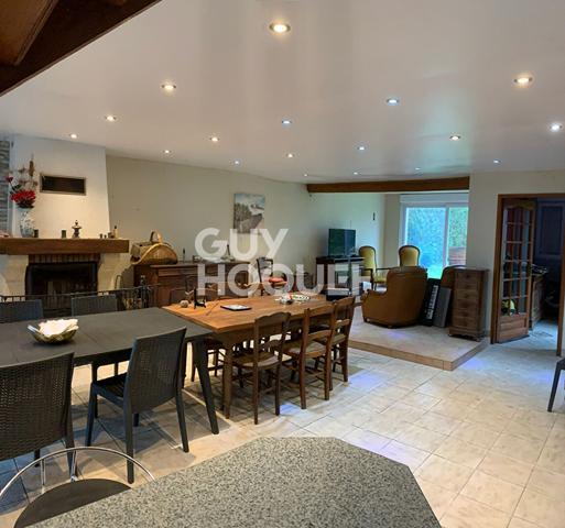 Maison Moux En Morvan 7 pièce(s) 178m2 à 200 m du lac des Settons