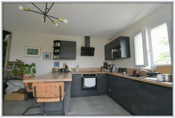 Maison de Plain-PIED à vendre 4 pièces NIMES (30) Secteur Petit Védelin