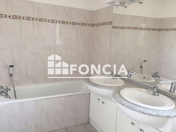 Location Maison 5 pièces 101.81 m² - 176 RUE FRANCOIS MAURIAC Agen 47000