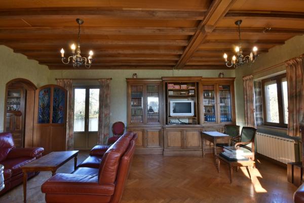 À Vendre : Maison de campagne avec étang et terrain de plus de 8000m² – Saint-Agnan-de-Versillat