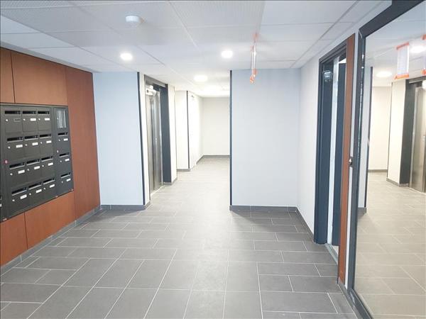 Appartement à louer 718 € CC Toulouse 3 p 60 m² DPE C