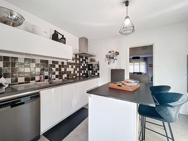 Agréable villa 4 chambres à Baix de138 m2