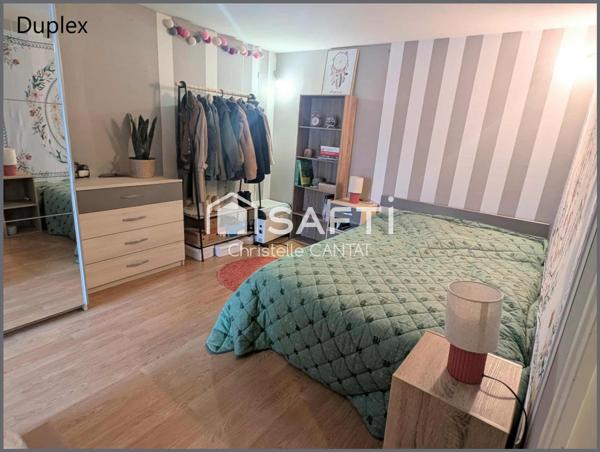 Maison composée de 3 appartements. Un duplex, 2F3.