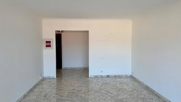 Appartement Nice VUE MER 3 pièce(s) 81.10 m2 + GARAGE ET CAVE -