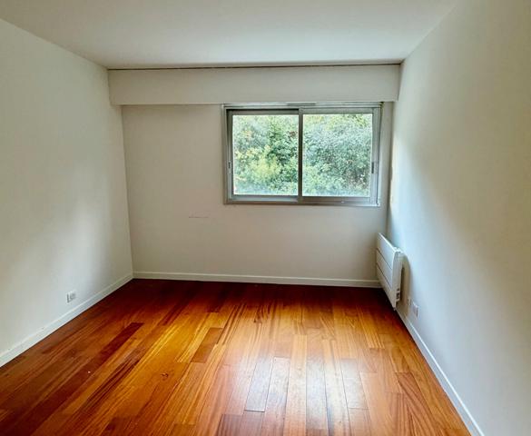 Appartement Nice VUE MER 3 pièce(s) 81.10 m2 + GARAGE ET CAVE -