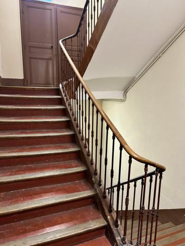 Appartement à vendre    5 pièces • 72 m2 Nyons