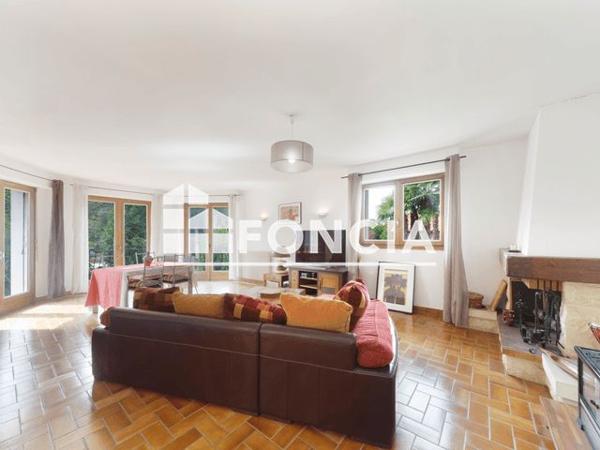 À vendre Maison 12 pièces 280 m² - Pau 64000