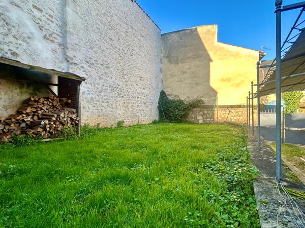 MAISON TYPE 6 - CENTRE VILLE PARC DE BLOSSAC Poitiers (86000)