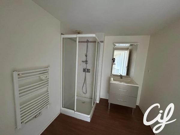 Appartement à vendre à Roche-sur-Yon (85000)