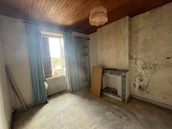 Maison 50 000 € Duravel 6 p 107 m² DPE
