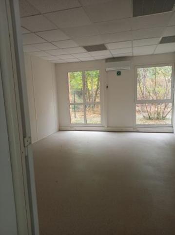 Bureaux à LOUER