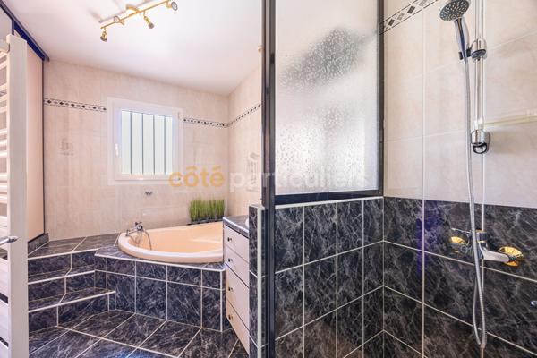 Vente Maison120 m² - 5 Pièces - REZE (44400)