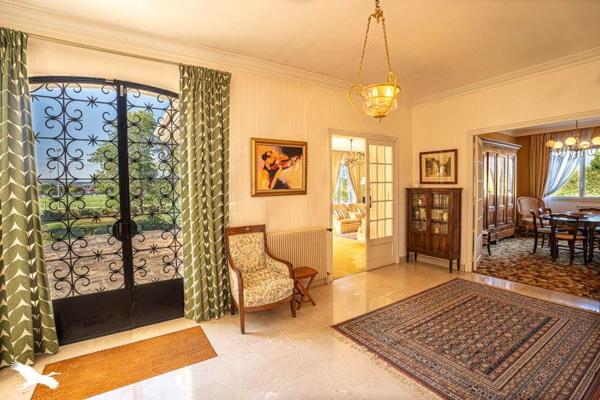 Maison à vendre |  Castres |  11 pièces | 330 m²